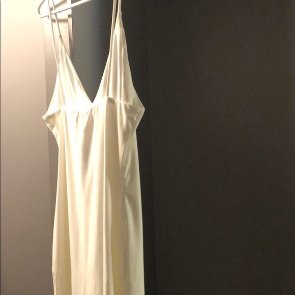 Fashion Nova Midi Dress - Picture 3 of 3